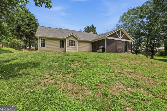 131 Shamrock Court, Mount Airy, GA 30563