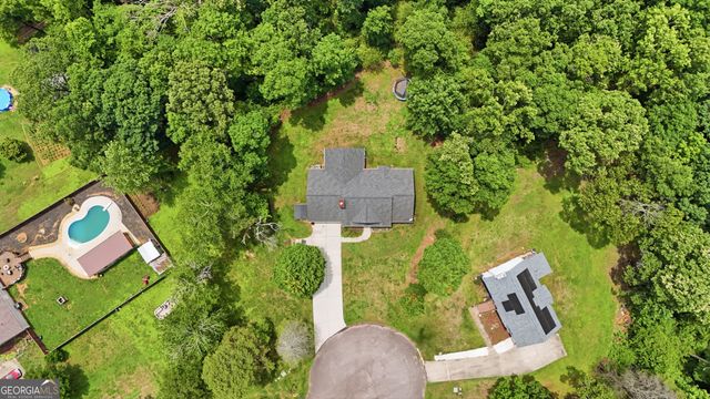 131 Shamrock Court, Mount Airy, GA 30563