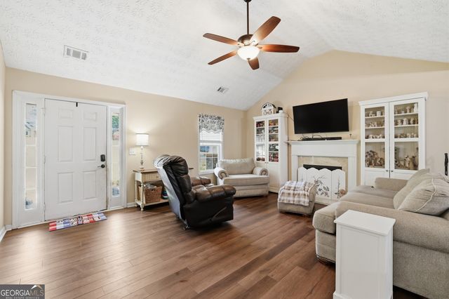 131 Shamrock Court, Mount Airy, GA 30563