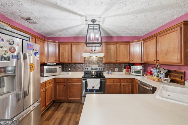 131 Shamrock Court, Mount Airy, GA 30563