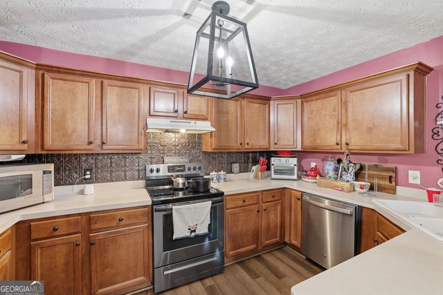 131 Shamrock Court, Mount Airy, GA 30563