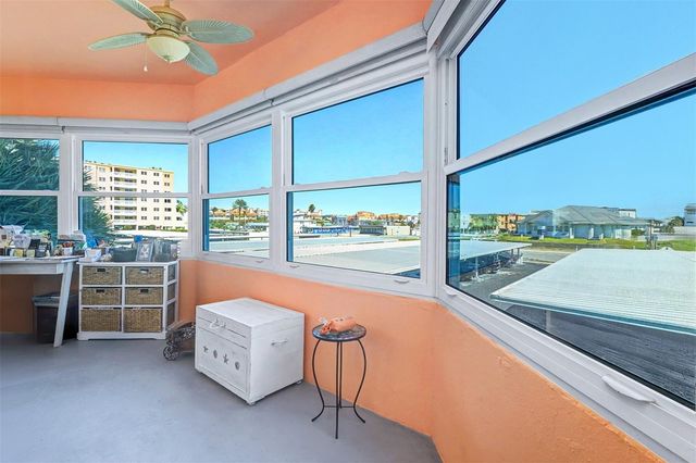 17400 GULF BOULEVARD H-2, Redington Shores, FL 33708