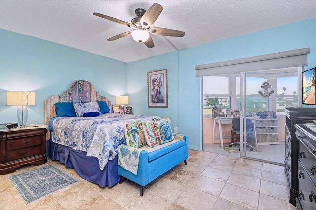 17400 GULF BOULEVARD H-2, Redington Shores, FL 33708