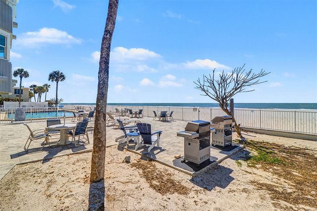 17400 GULF BOULEVARD H-2, Redington Shores, FL 33708