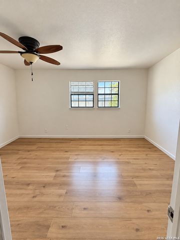111 ASHLAND DR, San Antonio, TX 78218