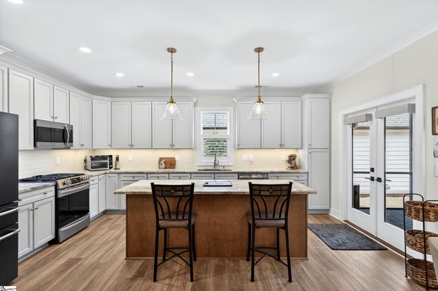 439 Brunswick Lane, Inman, SC 29349