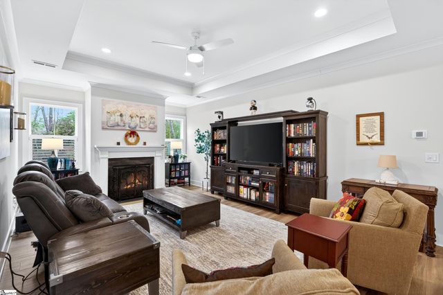 439 Brunswick Lane, Inman, SC 29349