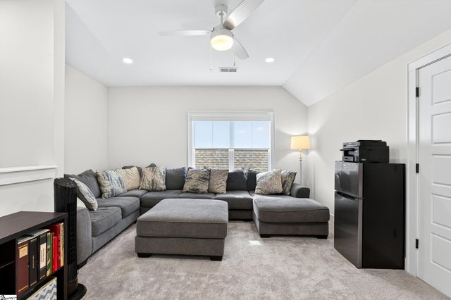 439 Brunswick Lane, Inman, SC 29349