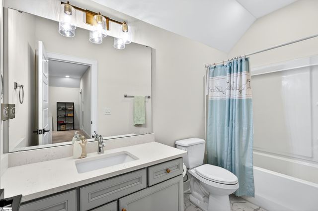 439 Brunswick Lane, Inman, SC 29349