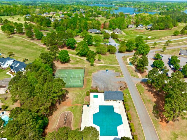 439 Brunswick Lane, Inman, SC 29349