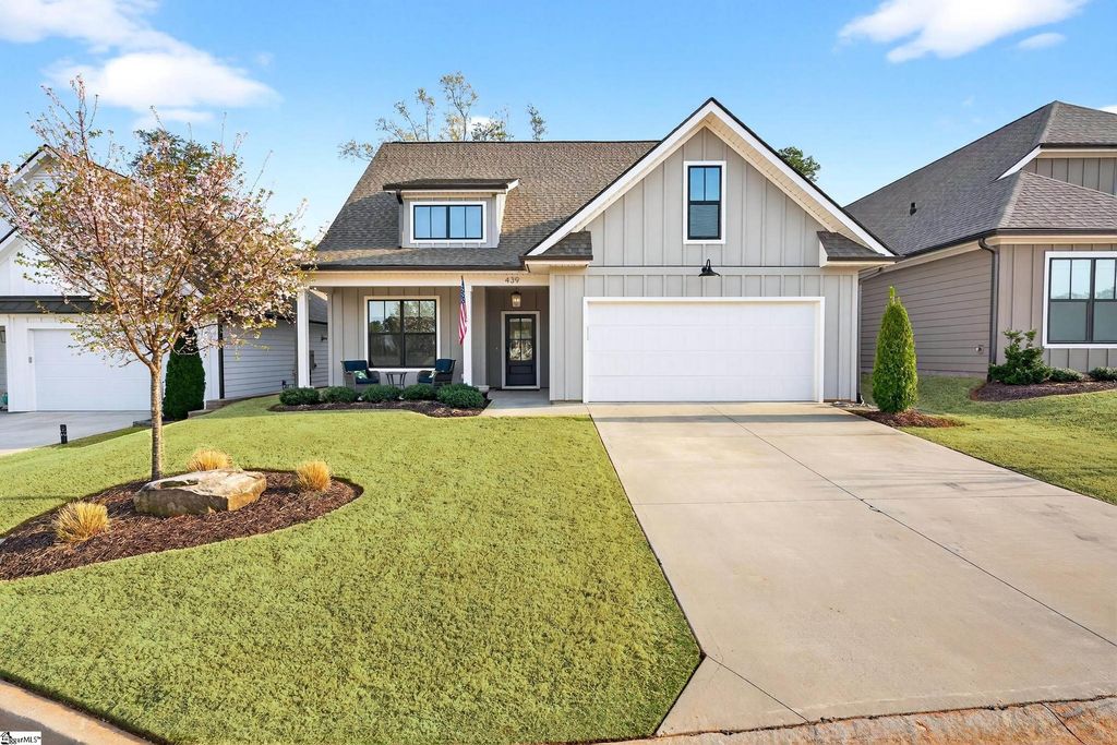 439 Brunswick Lane, Inman, SC 29349