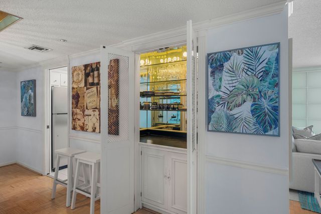 500 Ocean Drive E-8c, Juno Beach, FL 33408