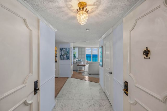 500 Ocean Drive E-8c, Juno Beach, FL 33408