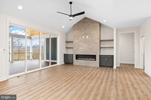 3769 STONY POINT RD, Charlottesville, VA 22911