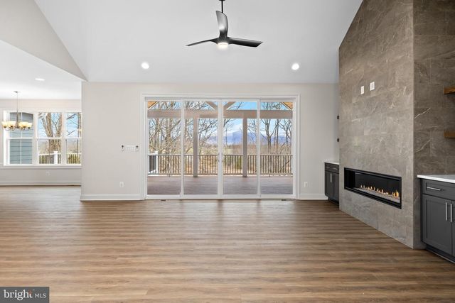 3769 STONY POINT RD, Charlottesville, VA 22911