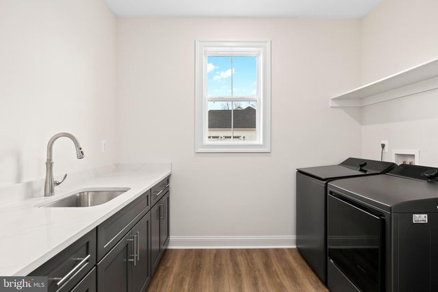 3769 STONY POINT RD, Charlottesville, VA 22911