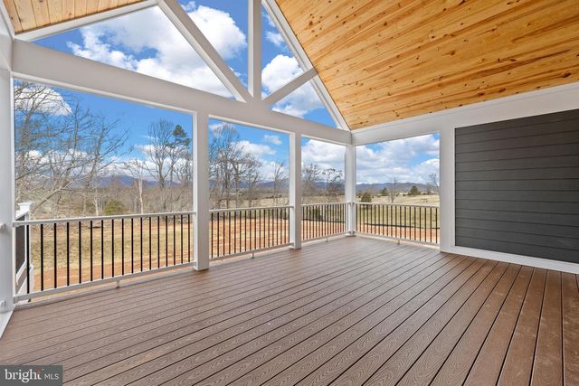 3769 STONY POINT RD, Charlottesville, VA 22911