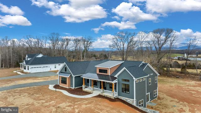 3769 STONY POINT RD, Charlottesville, VA 22911