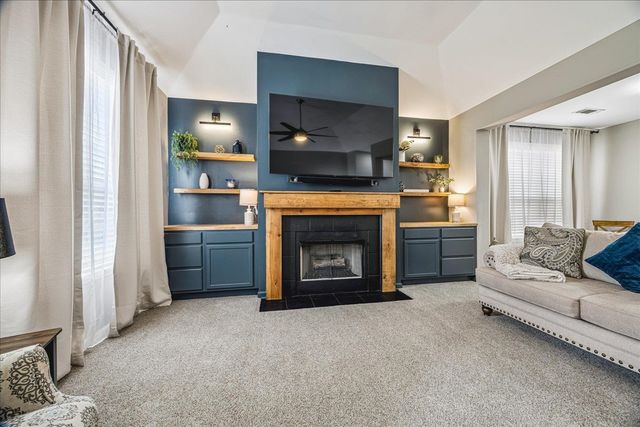 10450 KENSINGTON CIR, Collierville, TN 38017