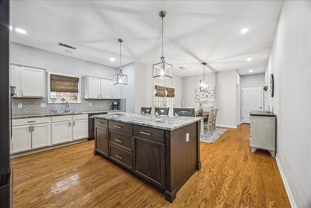 10450 KENSINGTON CIR, Collierville, TN 38017