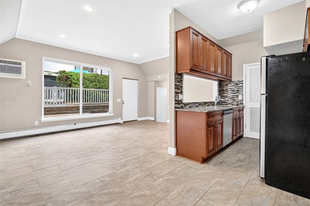 11 Jackson Avenue 81, Scarsdale, NY 10583