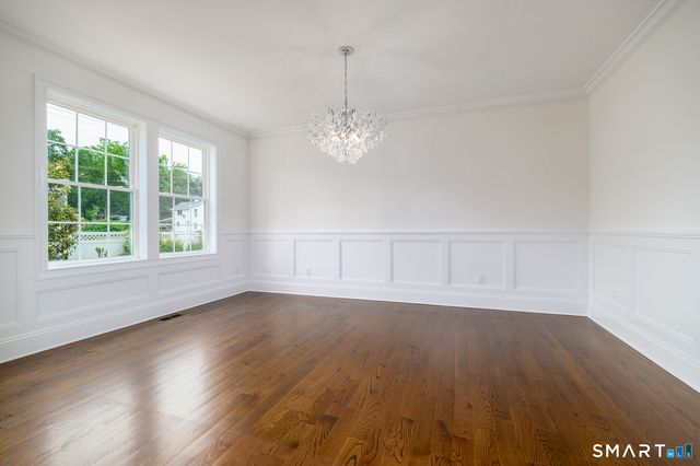 354 Oaklawn Avenue, Stamford, CT 06905
