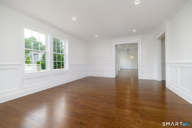 354 Oaklawn Avenue, Stamford, CT 06905