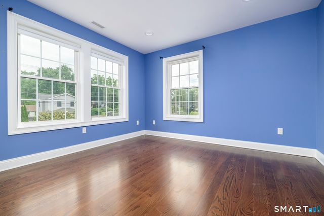 354 Oaklawn Avenue, Stamford, CT 06905