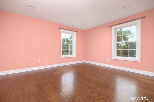 354 Oaklawn Avenue, Stamford, CT 06905