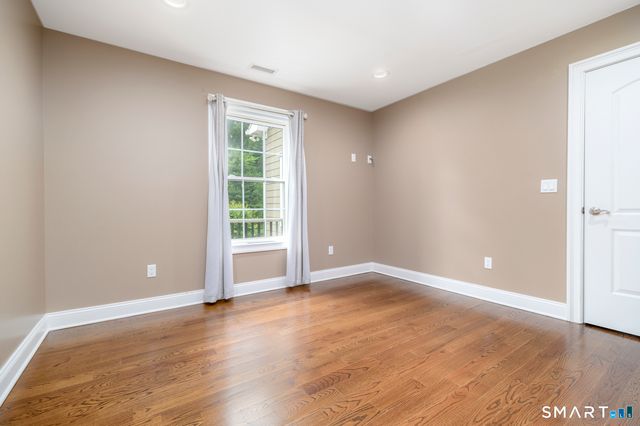 354 Oaklawn Avenue, Stamford, CT 06905