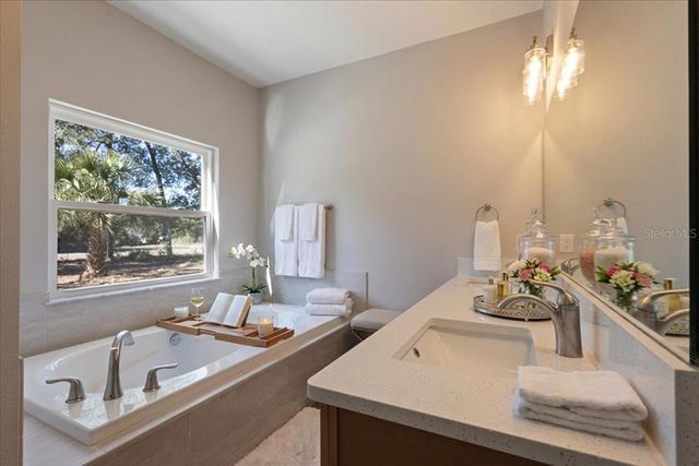 11171 NW 73RD COURT, Chiefland, FL 32626