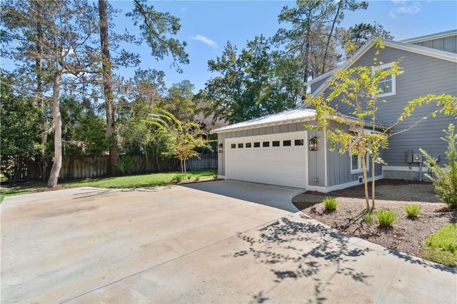 136 West Point Parkway, St Simons Island, GA 31522