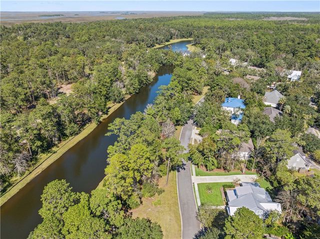 136 West Point Parkway, St Simons Island, GA 31522
