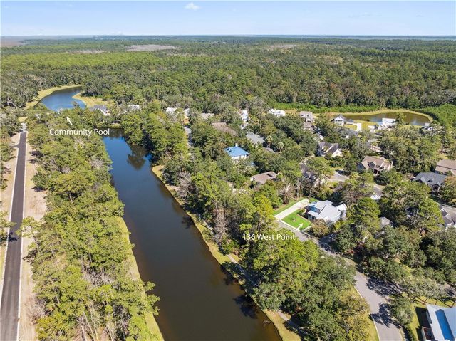136 West Point Parkway, St Simons Island, GA 31522