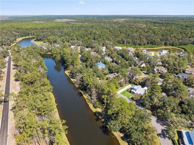 136 West Point Parkway, St Simons Island, GA 31522