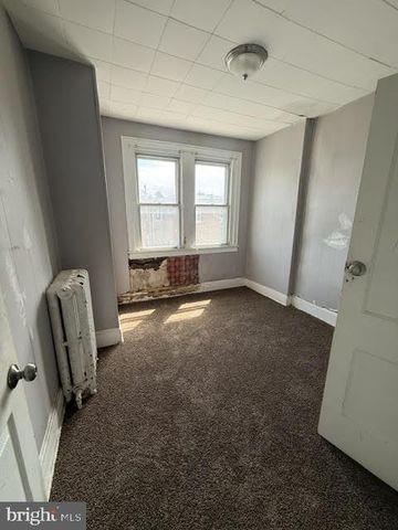 6377 MARSDEN, Philadelphia, PA 19135