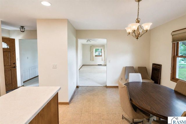 129 Marabou Drive, Mankato, MN 56001