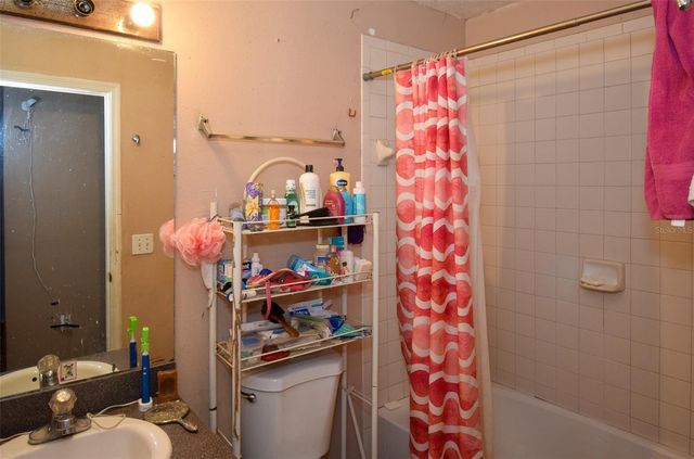 2910 E 25TH AVENUE, Tampa, FL 33605