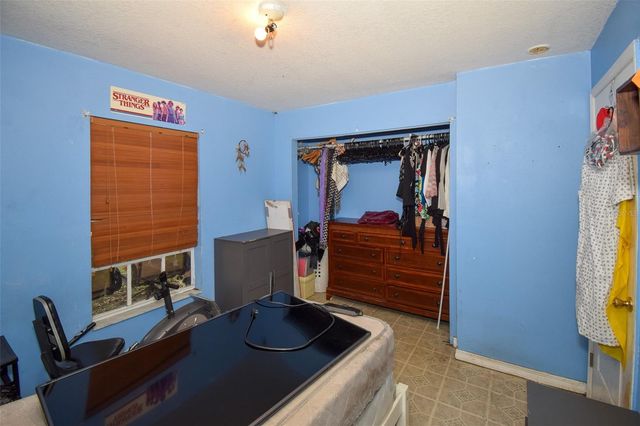 2910 E 25TH AVENUE, Tampa, FL 33605