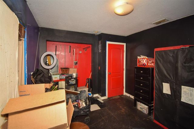 2910 E 25TH AVENUE, Tampa, FL 33605