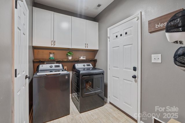 123 Southhaven Drive, Mooresville, NC 28117