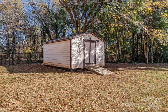 123 Southhaven Drive, Mooresville, NC 28117