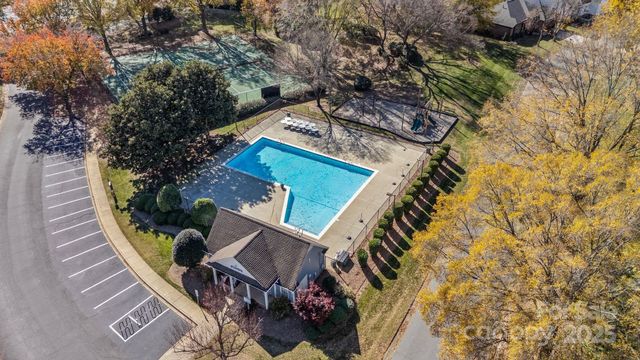 123 Southhaven Drive, Mooresville, NC 28117