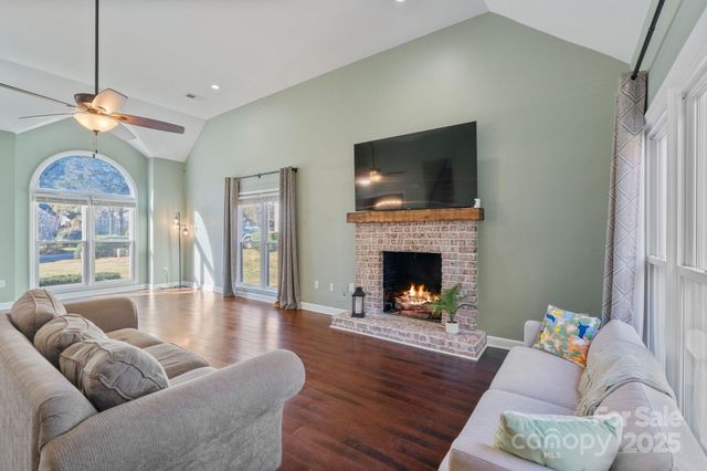 123 Southhaven Drive, Mooresville, NC 28117