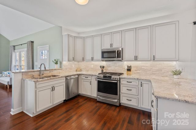 123 Southhaven Drive, Mooresville, NC 28117