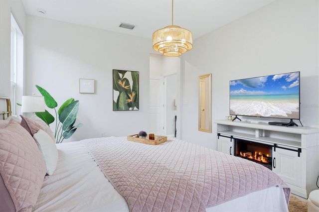 9303 STARRY NIGHT AVENUE, Sarasota, FL 34241