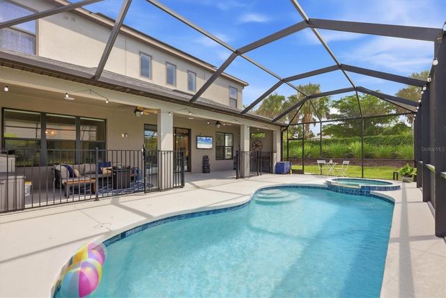 9303 STARRY NIGHT AVENUE, Sarasota, FL 34241