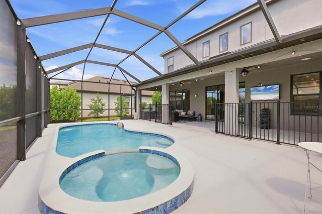 9303 STARRY NIGHT AVENUE, Sarasota, FL 34241