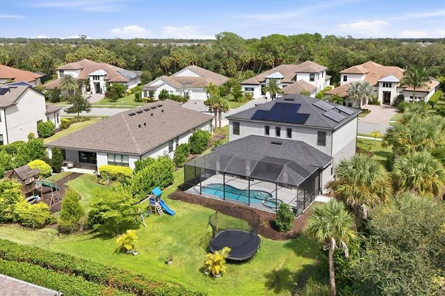9303 STARRY NIGHT AVENUE, Sarasota, FL 34241