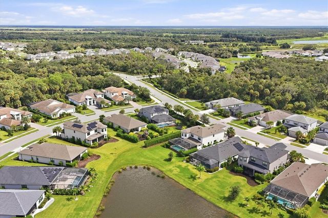 9303 STARRY NIGHT AVENUE, Sarasota, FL 34241